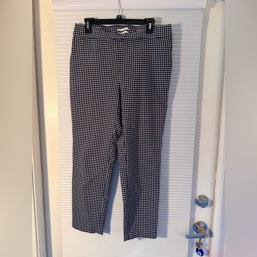 Pattern work pants like new